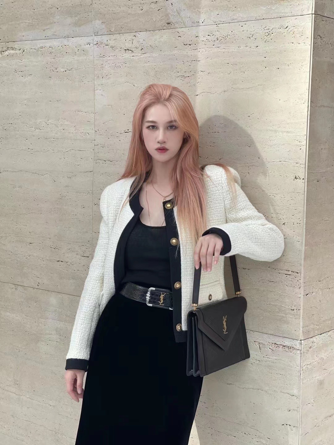 Saint laurent Ysl Gaby绗缝纹路信封斜挎包 668863黑色