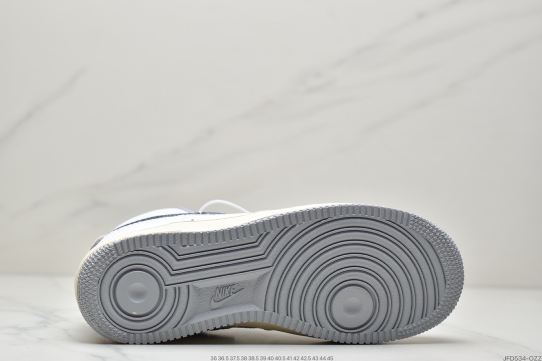 170 耐克Nike Air Force 1 STRAPLESS  空军一号高帮百搭休闲运动板鞋DC3590