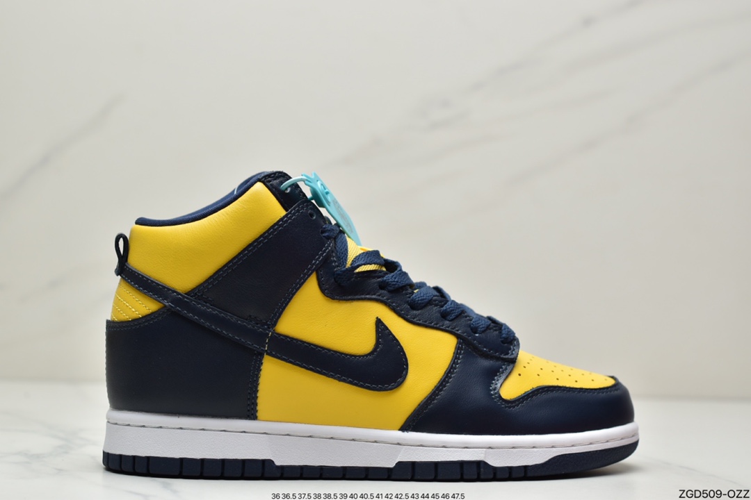 290 耐克Nike Dunk High WMNS “Football Grey” 鞋身以经典鞋型 DD1869