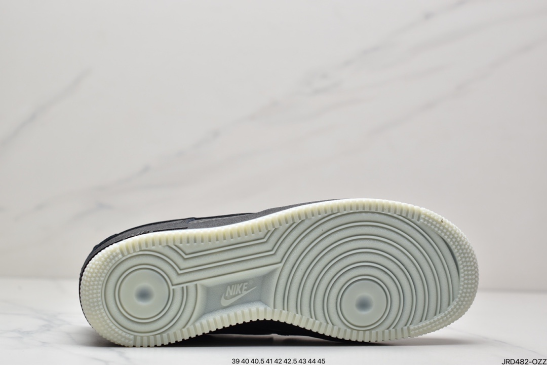 210 Nike Air Force 1’ 07 空军一号低帮运动休闲板鞋 DH5354-001