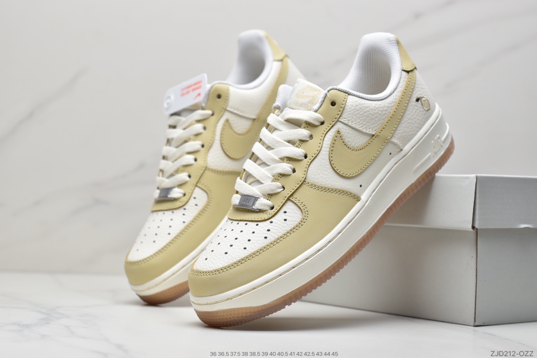 240 Air Force 1 Low 空军一号低帮 AA6902-700