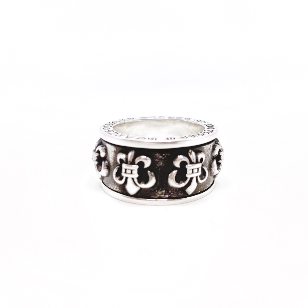 Chrome Hearts 𝐂𝐡𝐫𝐨𝐦𝐞 𝐡𝐞𝐚𝐫𝐭克罗心 童军花旋转戒