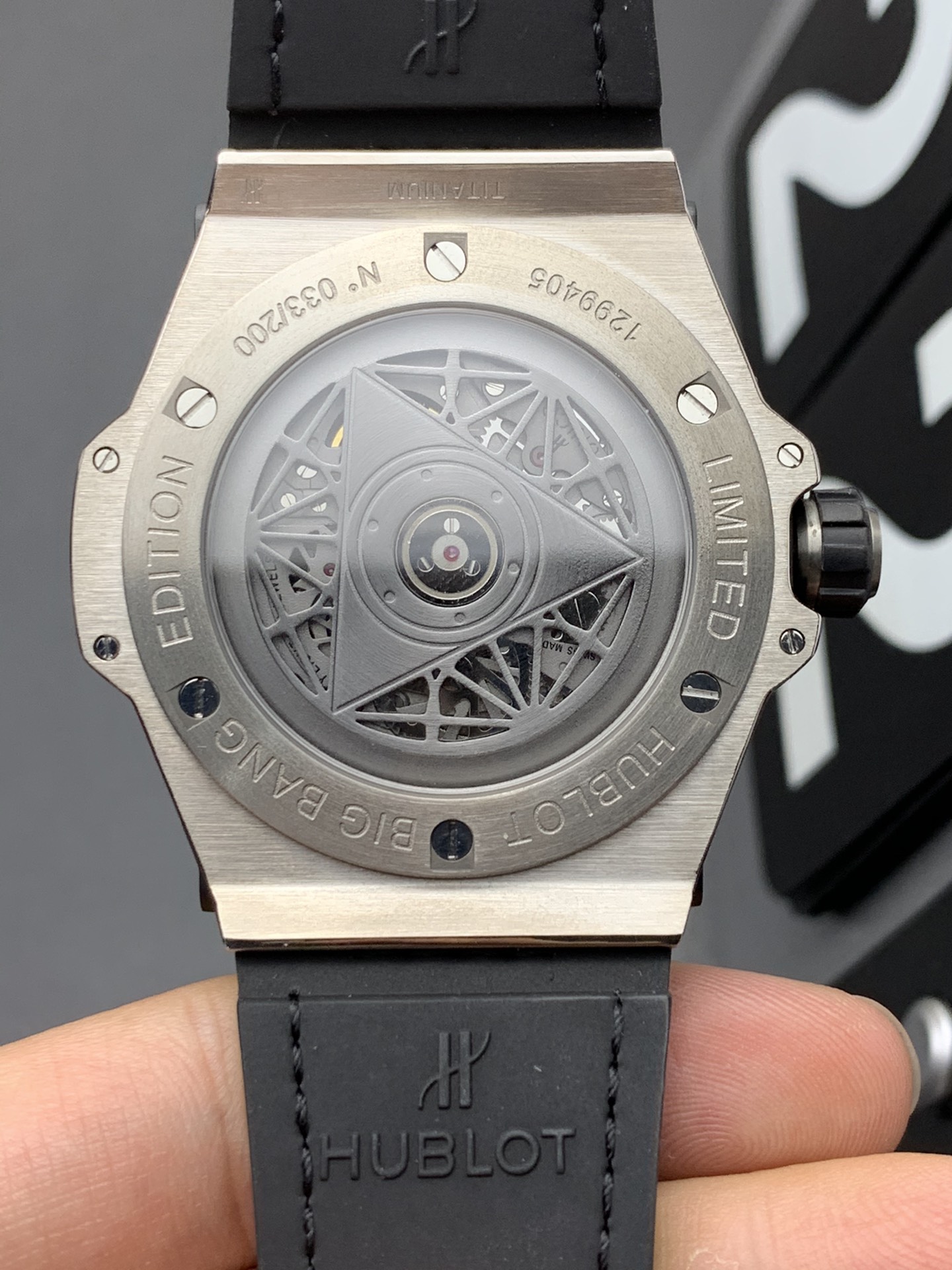 Hublot WWF 钛刺青