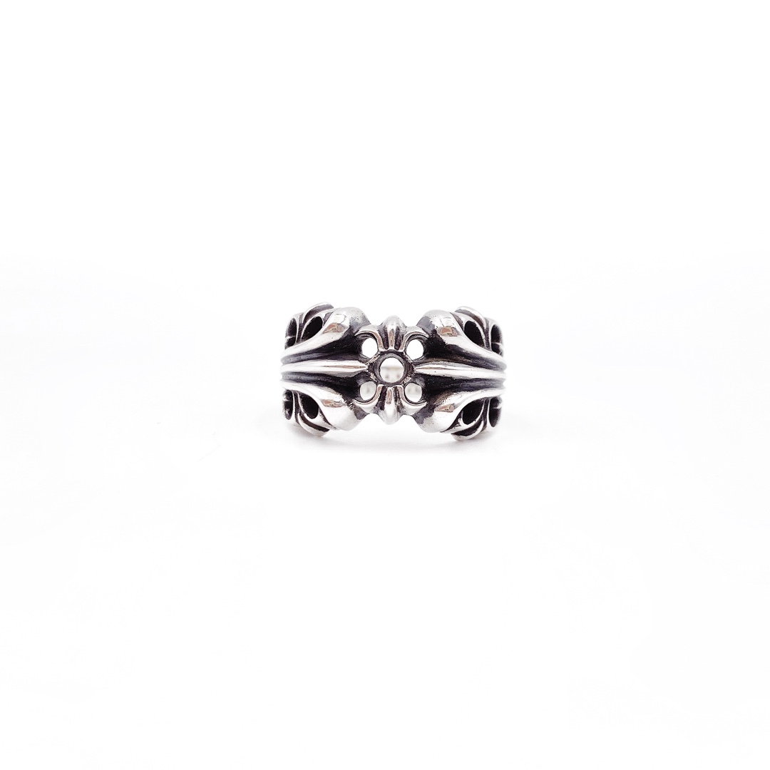Chrome Hearts 克罗心k&T戒指。编号560460