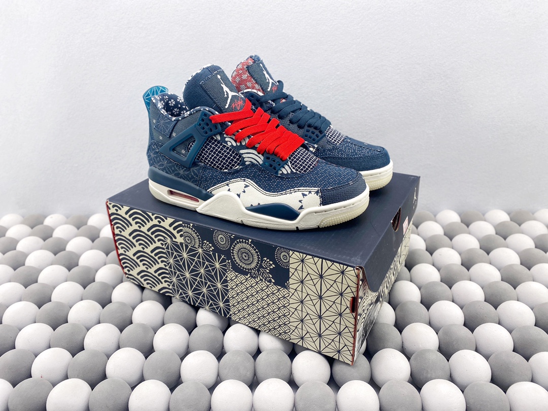 Air Jordan4 AJ4 CW0898 400
Taglia 40 40.5 41 42 42.5 43 44 44.5 45 46 47.5 #6145586