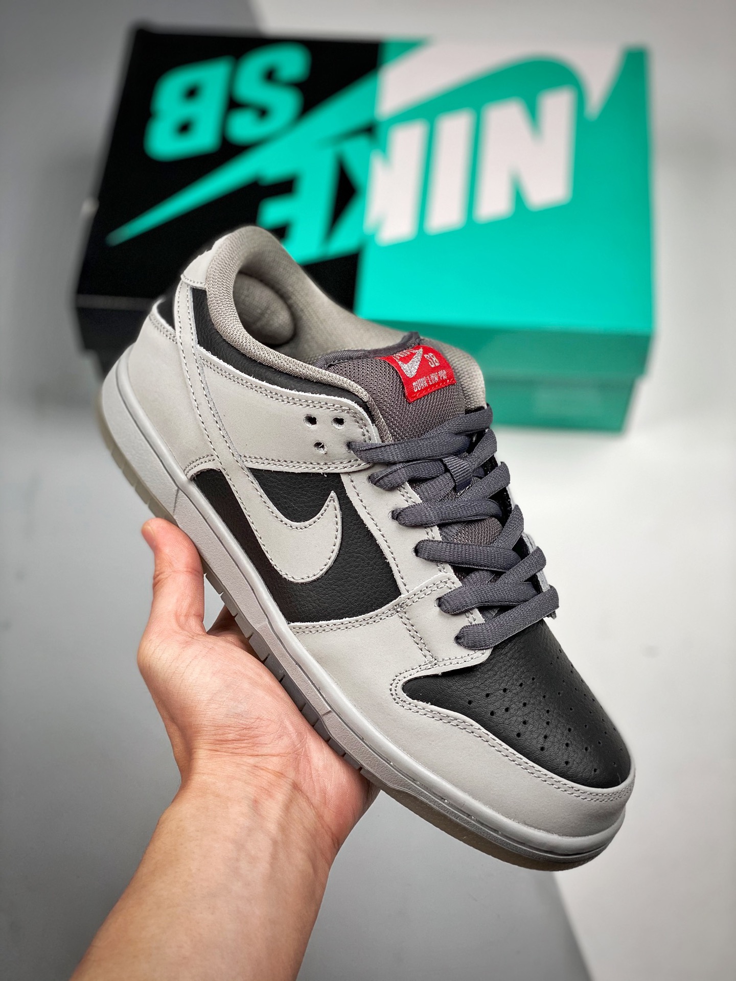 NK Dunk SB LOW Atlas 35MM Gris Material original de capa superior, molde exclusivo procesado por destilación para una m…