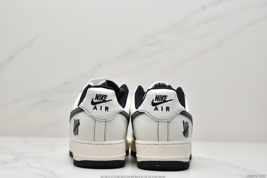 180 UNDEFEATED x Nike Air Force 1′07”Beige/Black 3M” UN2588-121