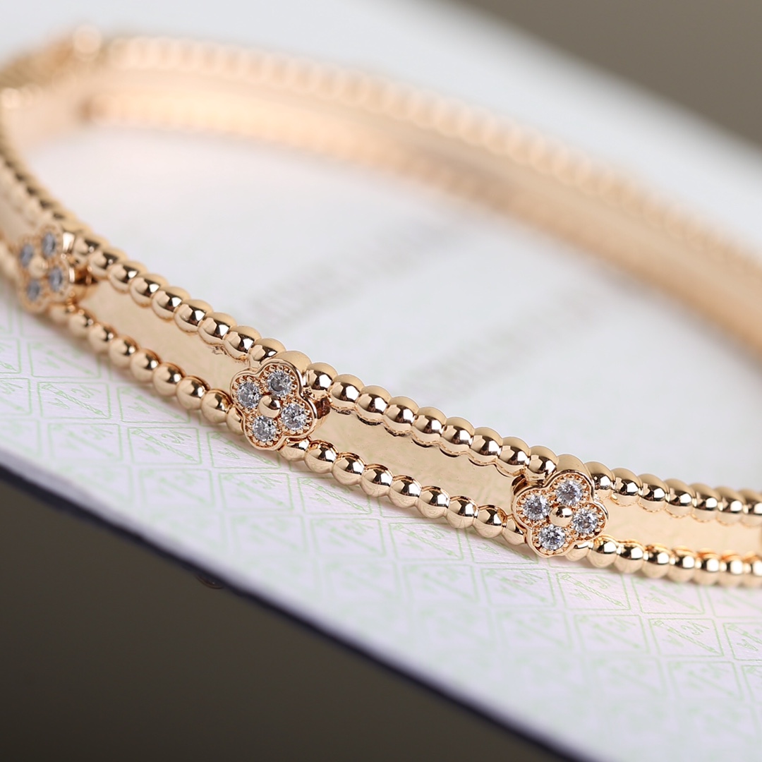 Stylish Gold Bracelet with Crystal-Coated Grass Design for Modern Elegance - 图片 7