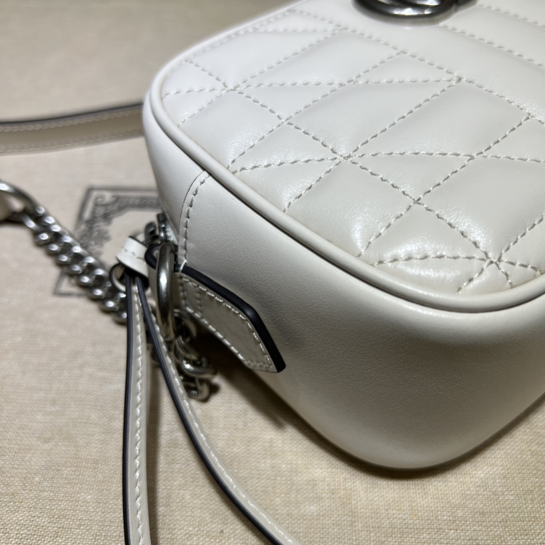 GUCCI古驰GG Marmont系列迷你肩背包634936