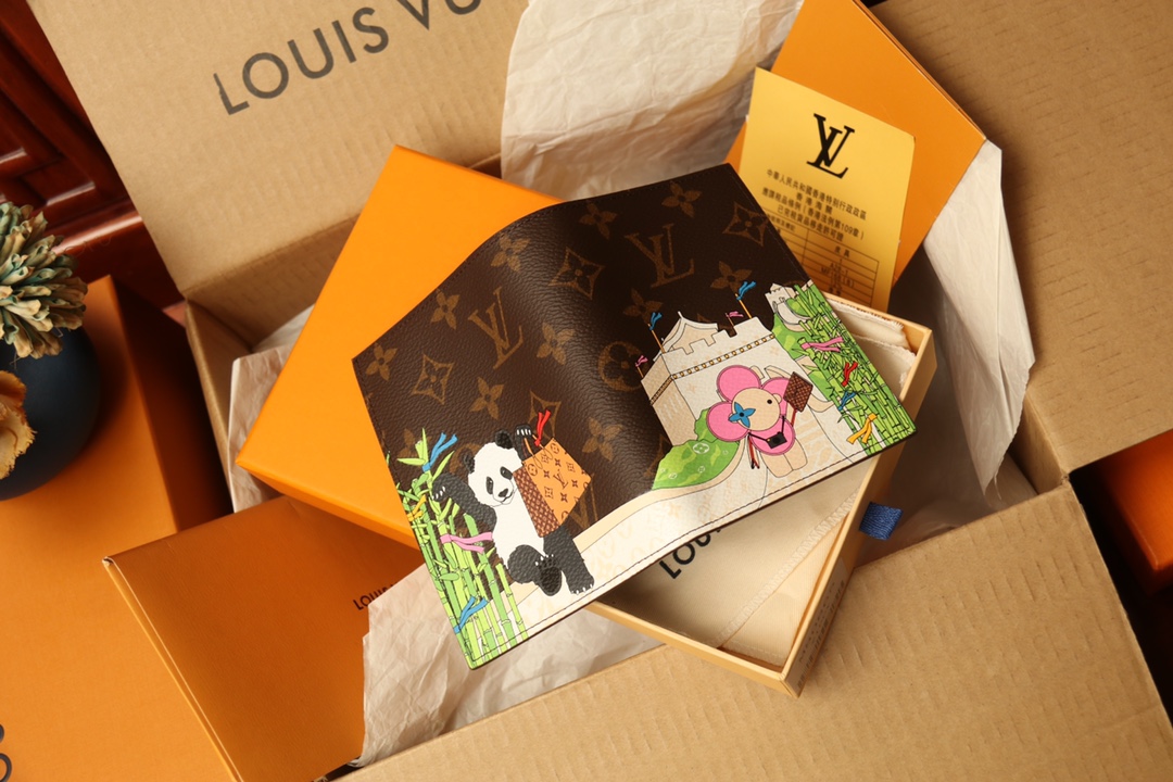Louis Vuitton 限量款 护照夹