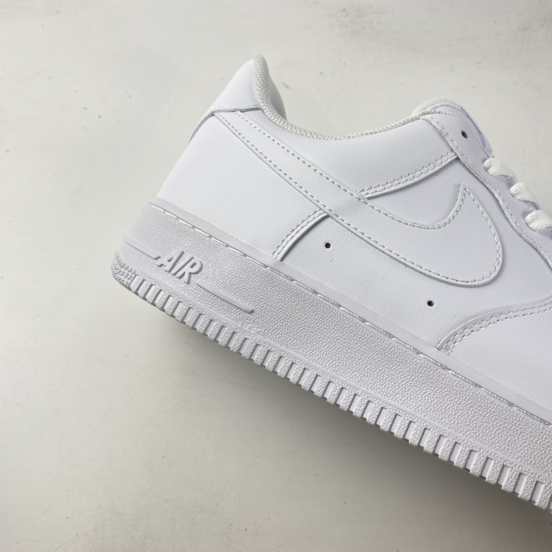 P200  NIKE Air Force 1’07 Low 空军一号低帮休闲板鞋 CW2288-111