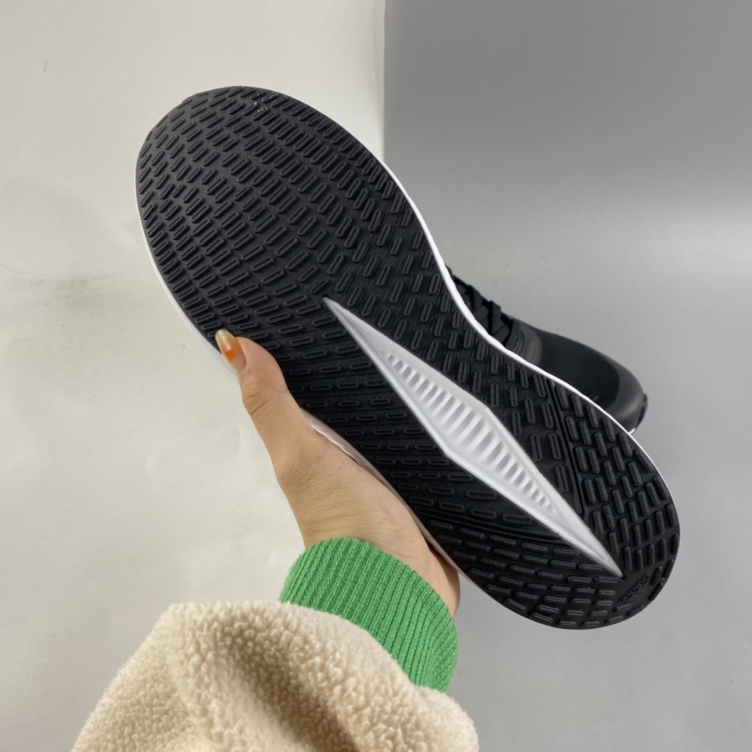 P180  Adidas  Alphamagma 阿迪2021新款运动健身轻便休闲跑鞋GV7916