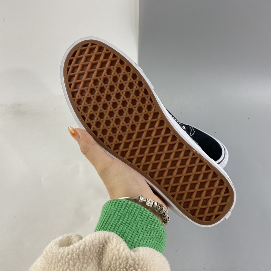 P150  Vans Old-Skool 范斯官方黑色经典街头低帮板鞋 联名款 VN0A4P3XOSU
