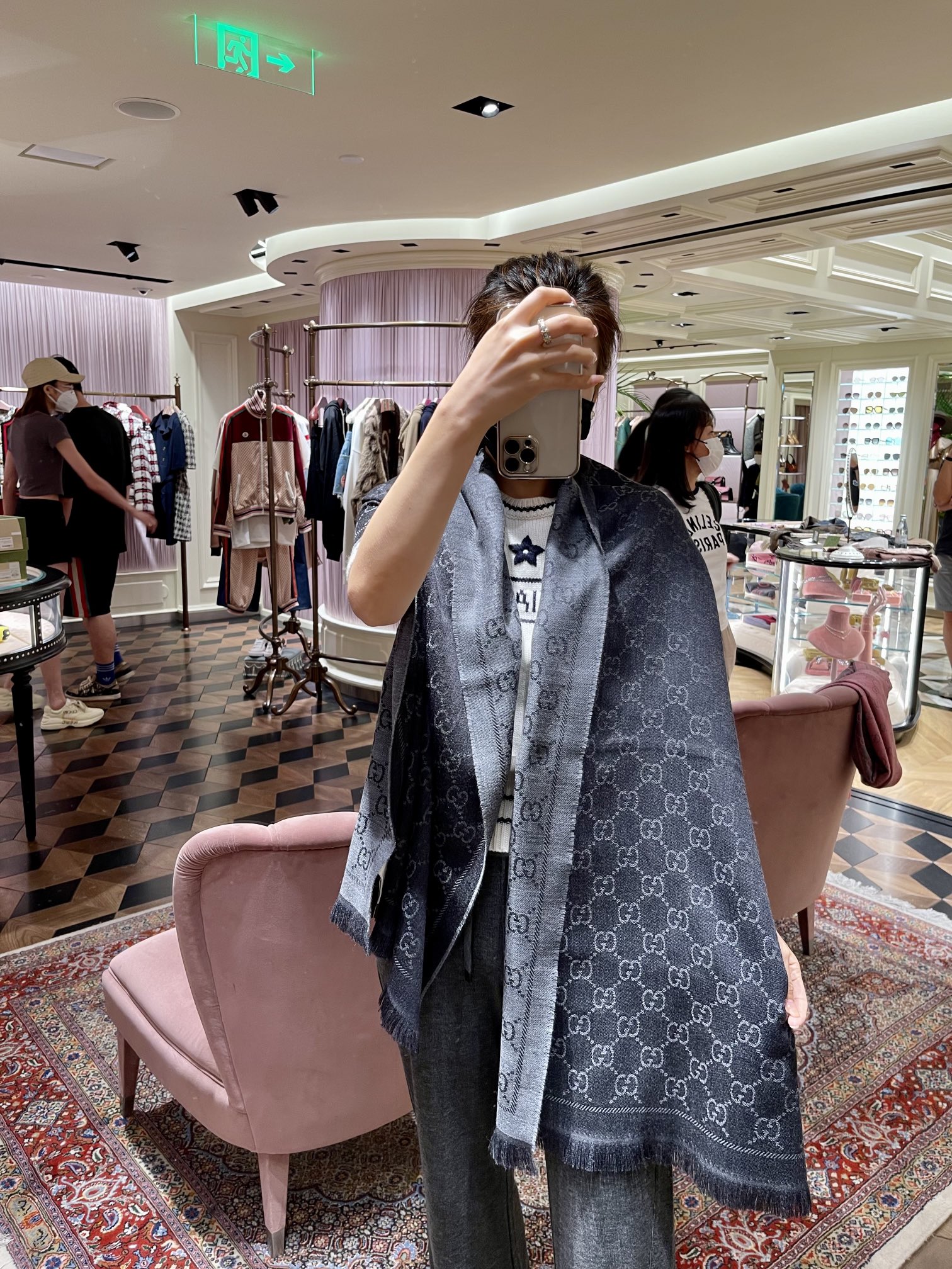 GUCCI古驰GG提花图案针织羊毛围巾133483