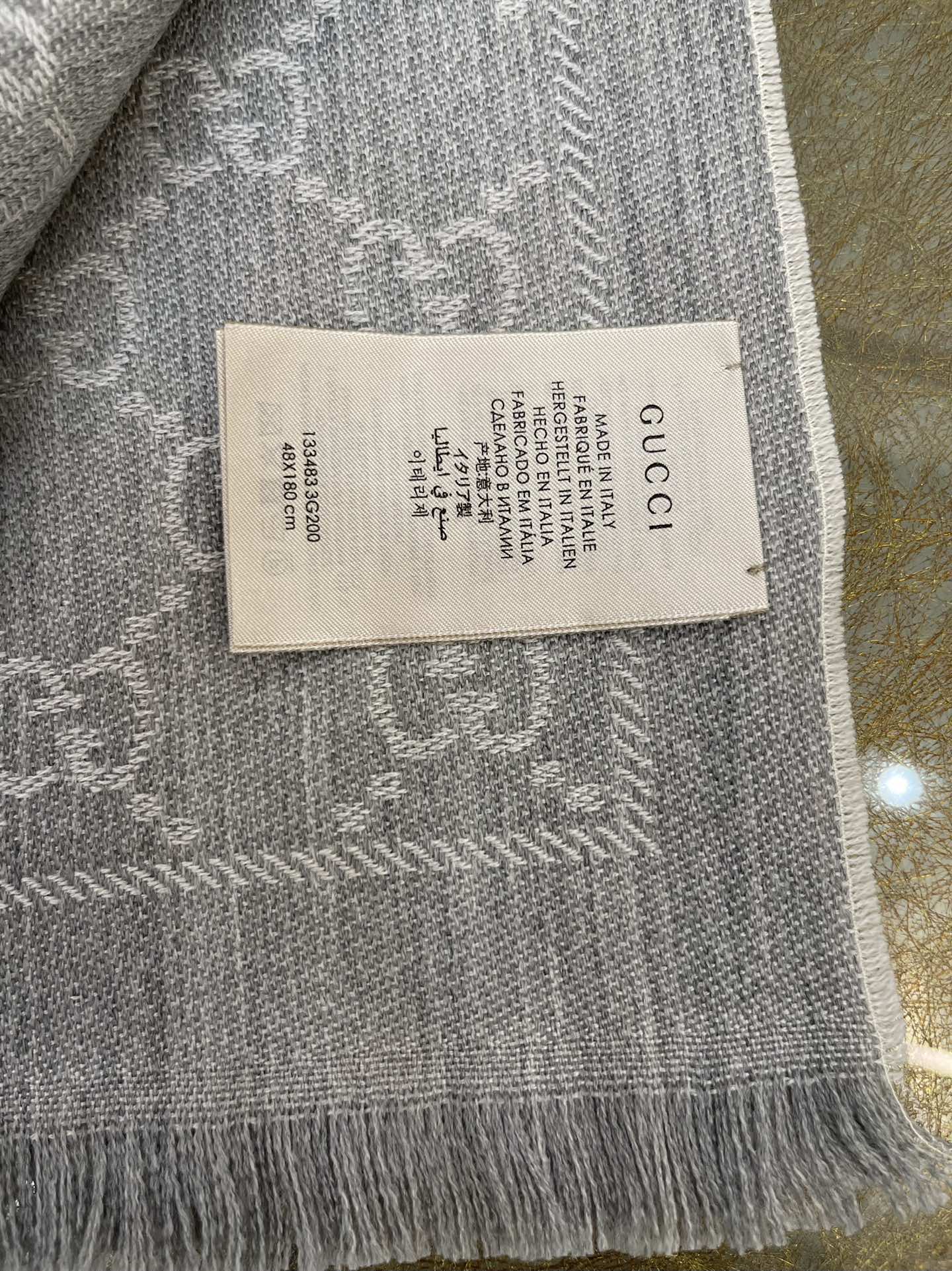 GUCCI古驰GG提花图案针织羊毛围巾133483