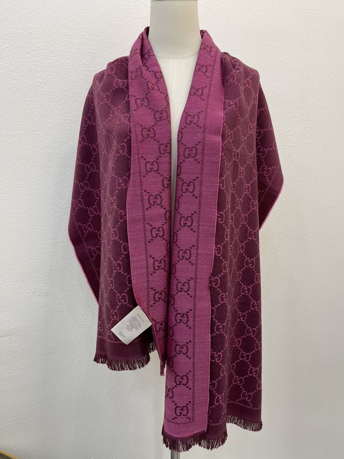 GUCCI古驰GG提花图案针织羊毛围巾133483
