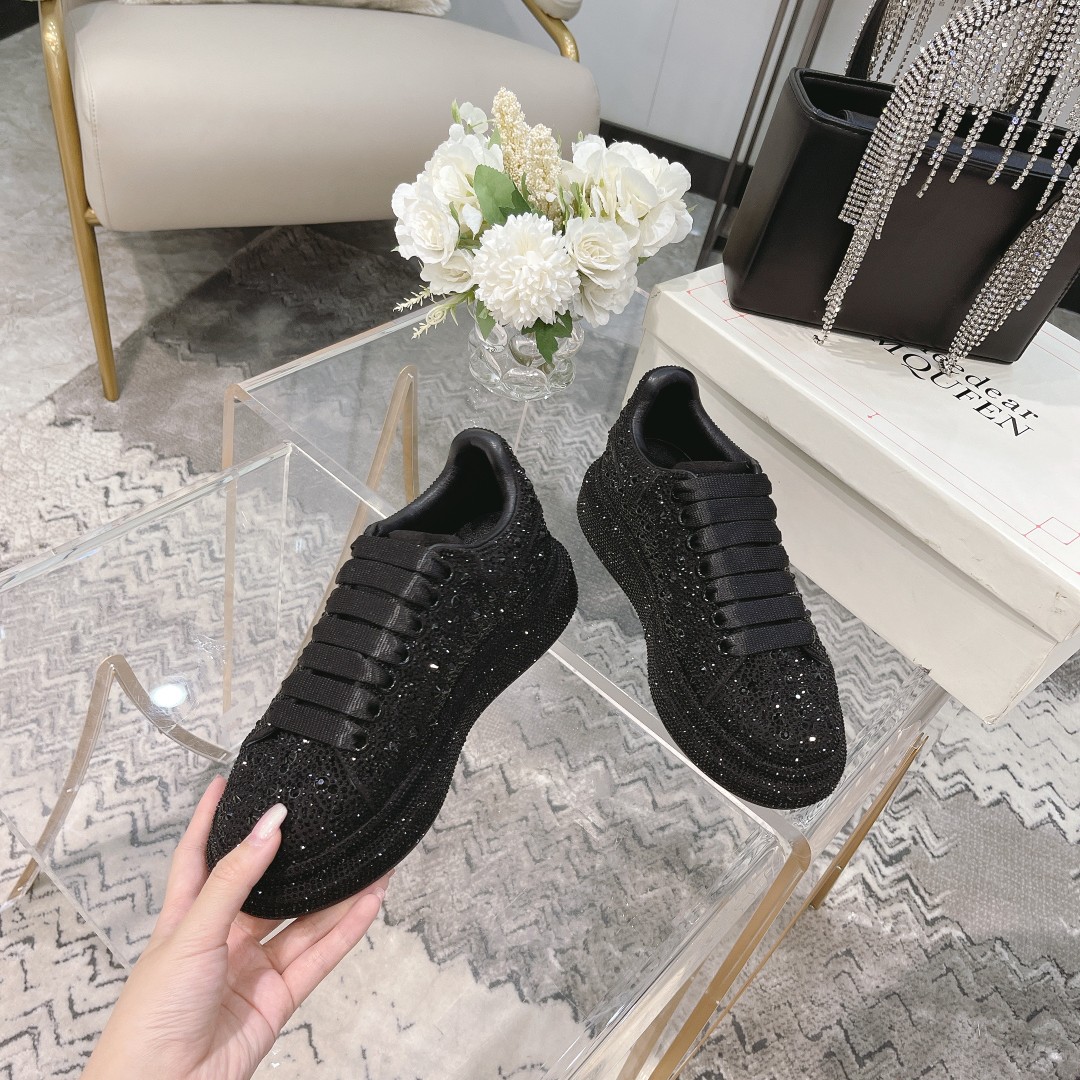 Alexander McQueen Crystal-Embellished Velvet Sneakers - Limited Edition 4 a1635075954954 5813