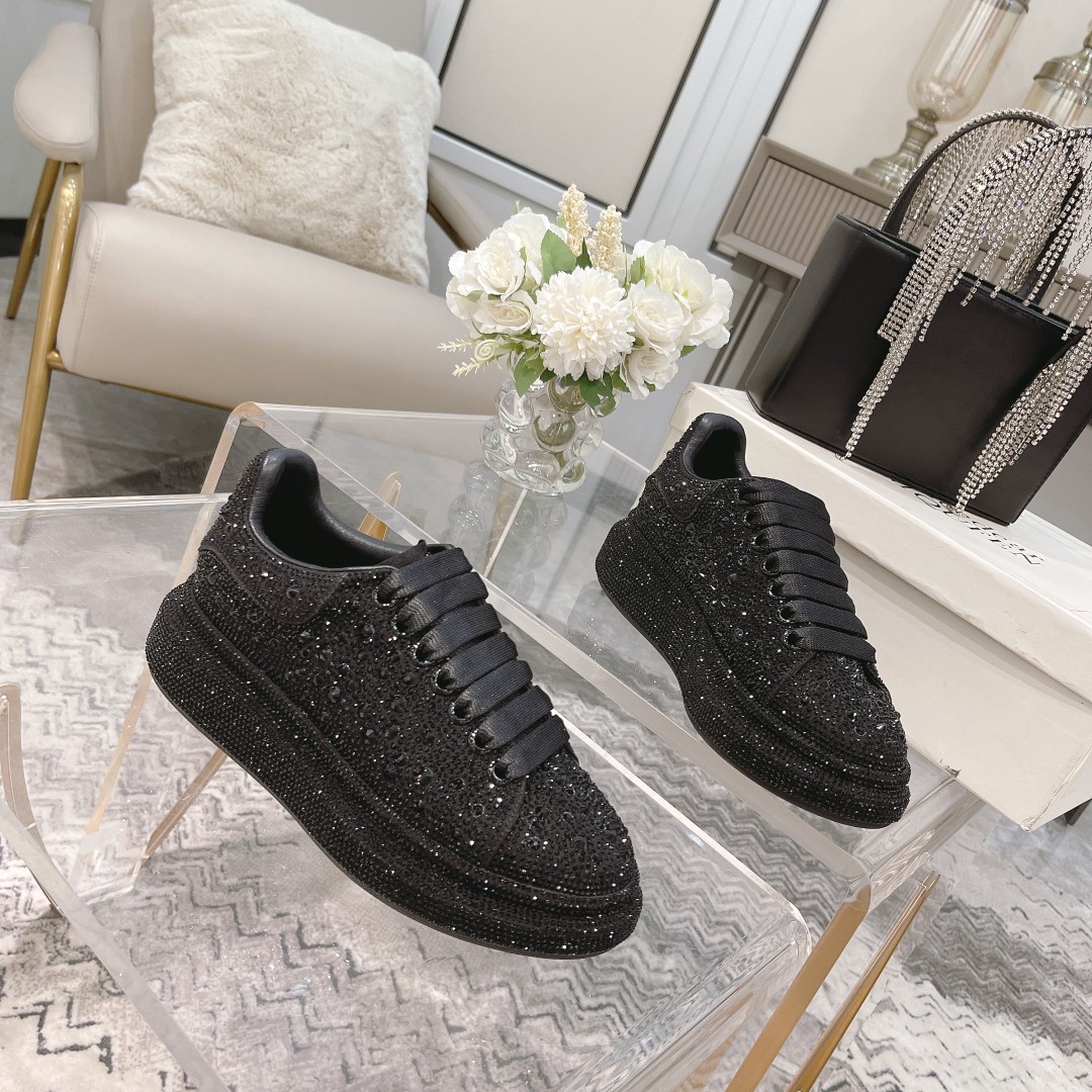 Alexander McQueen Crystal-Embellished Velvet Sneakers - Limited Edition 2 a1635075955017 8115
