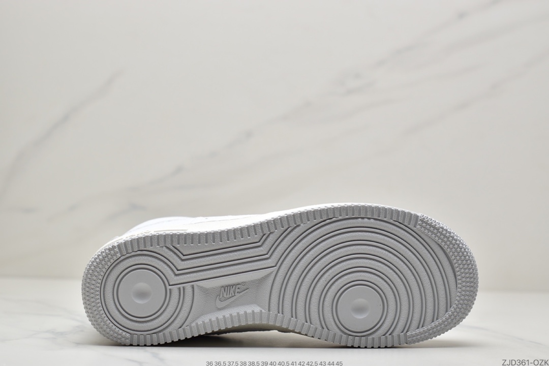 240 耐克Nike Air Force 1 STRAPLESS  空军一号高帮百搭休闲运动板鞋DC3590