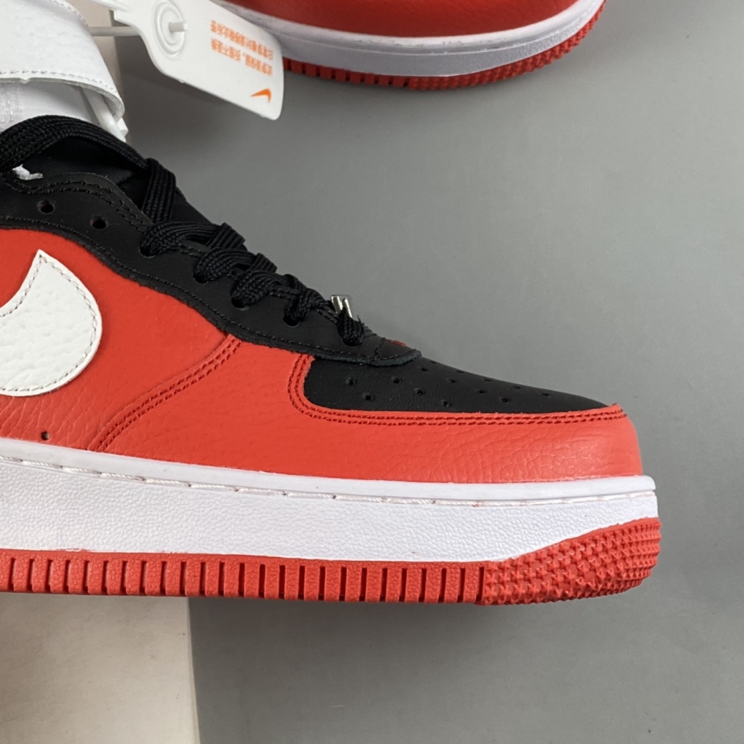 P240  NBA x NIKE Air Force 1’07 High 空军一号高帮休闲板鞋 DC8870-001