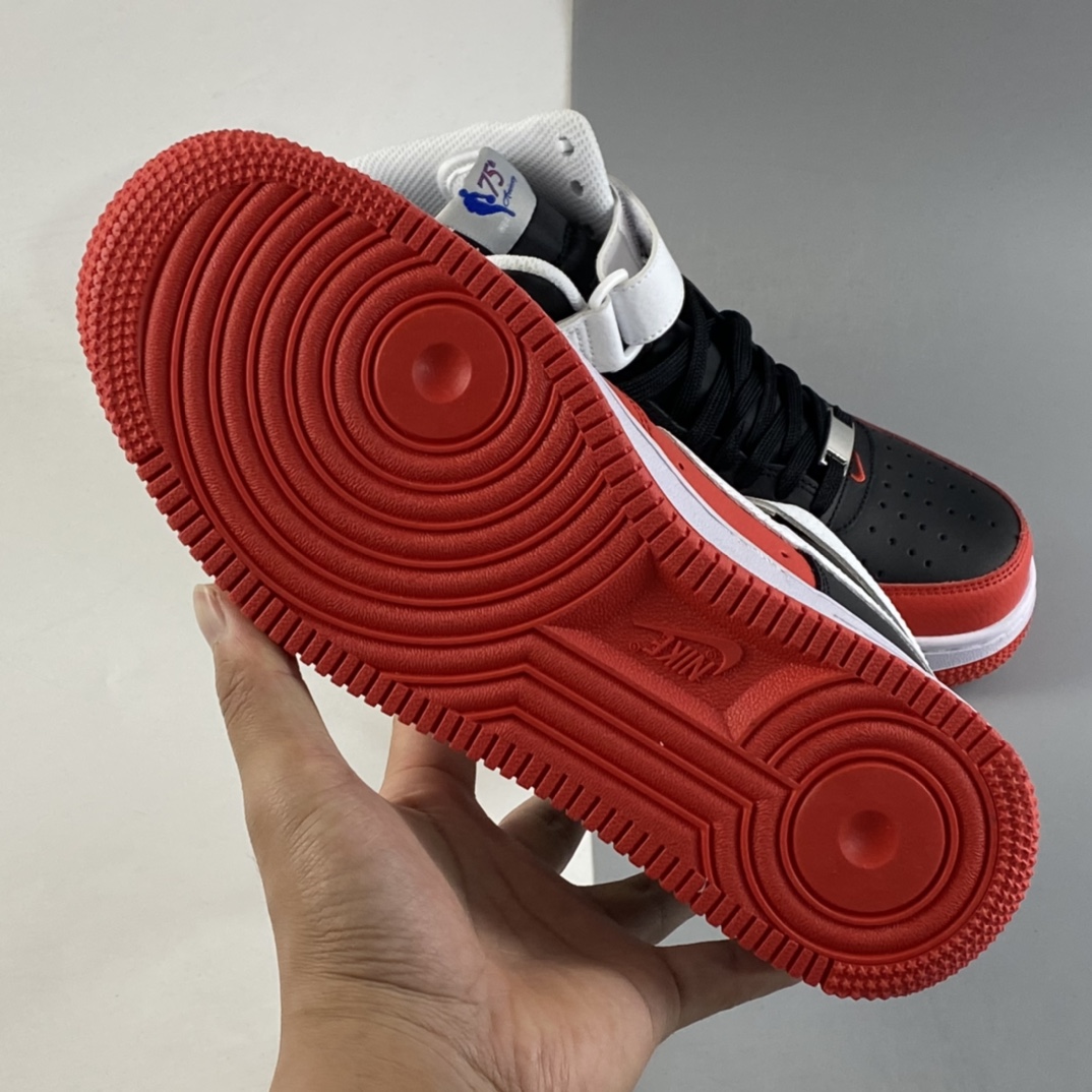 P240  NBA x NIKE Air Force 1’07 High 空军一号高帮休闲板鞋 DC8870-001