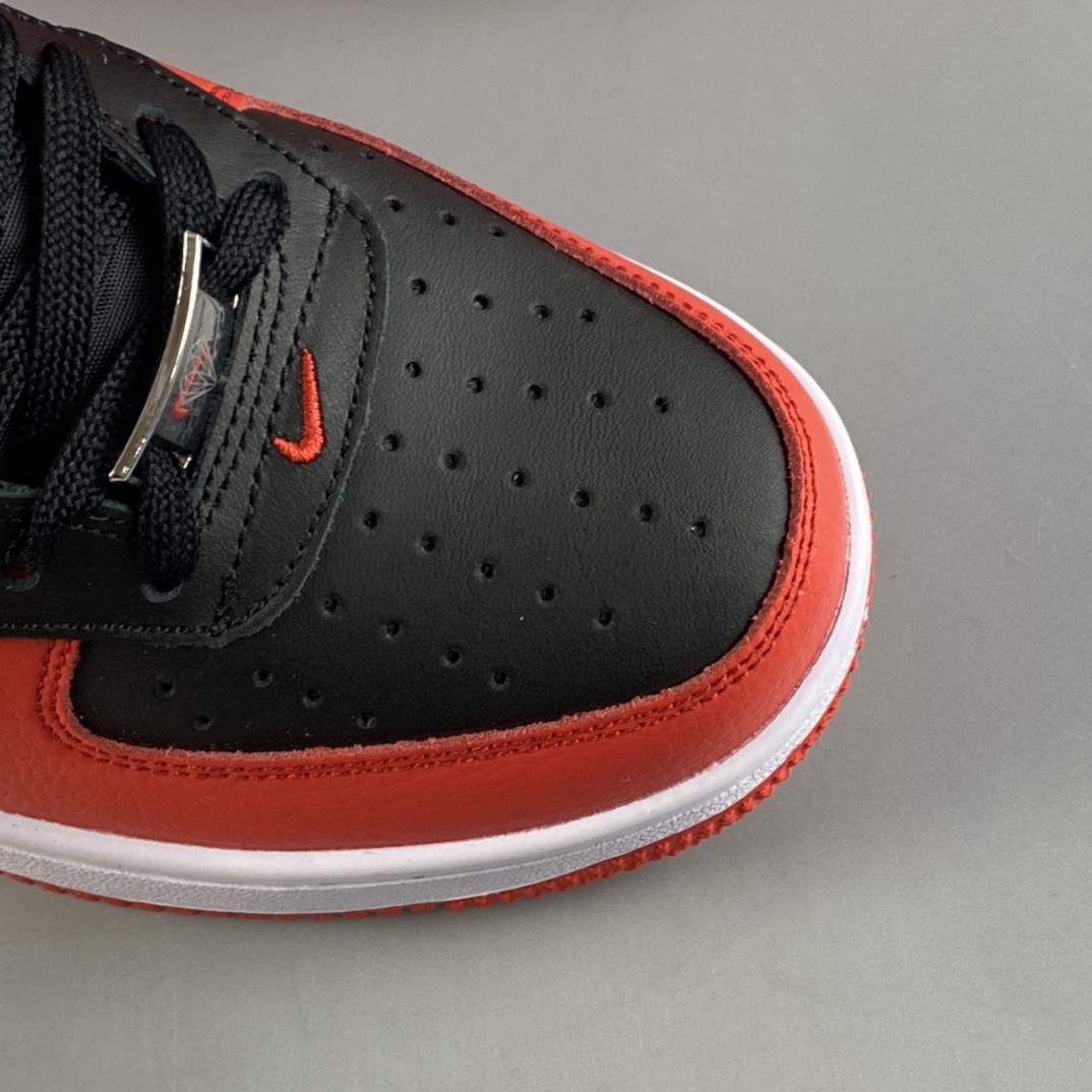 P240  NBA x NIKE Air Force 1’07 High 空军一号高帮休闲板鞋 DC8870-001