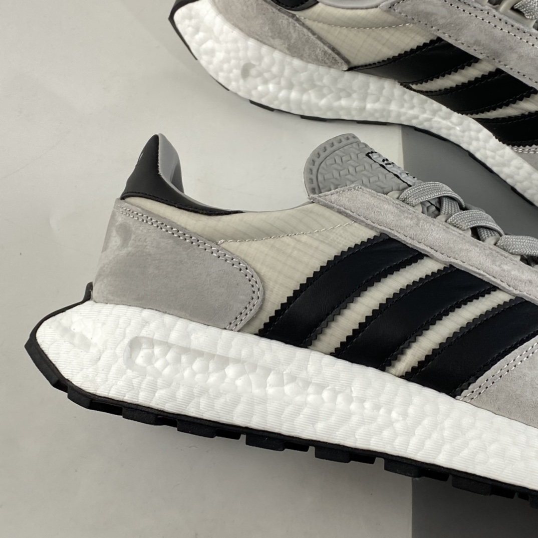 P200  Adidas  Retropy E5 爆米花中底复古运动休闲跑步鞋 GW1188