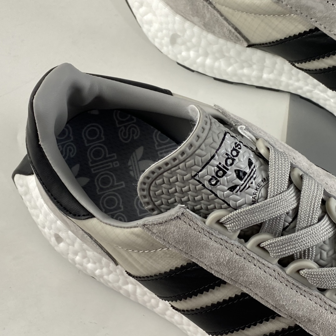 P200  Adidas  Retropy E5 爆米花中底复古运动休闲跑步鞋 GW1188