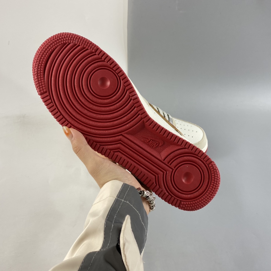 P240  NIKE Air Force 1’07 SU19 空军一号麂皮低帮休闲板鞋 QZ3068-226