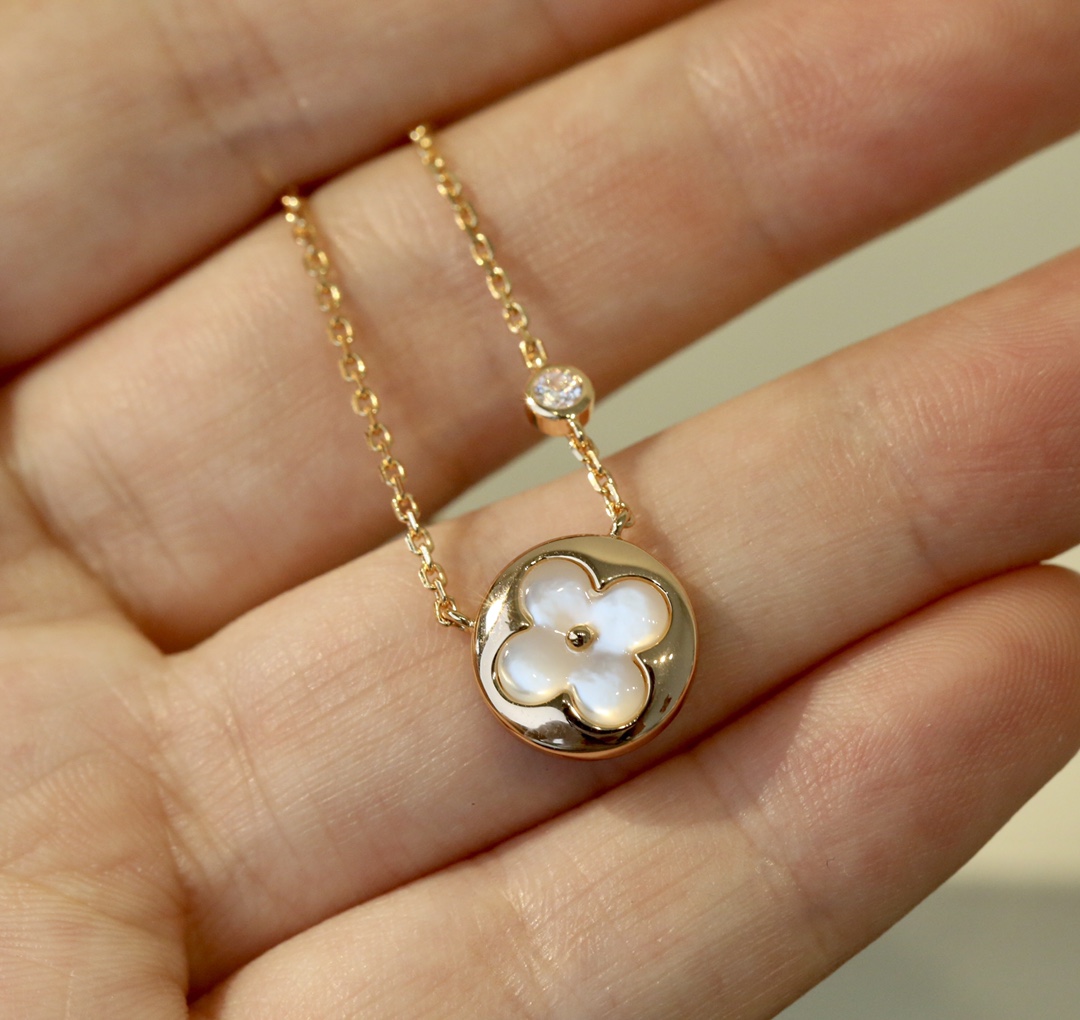 LV Necklace