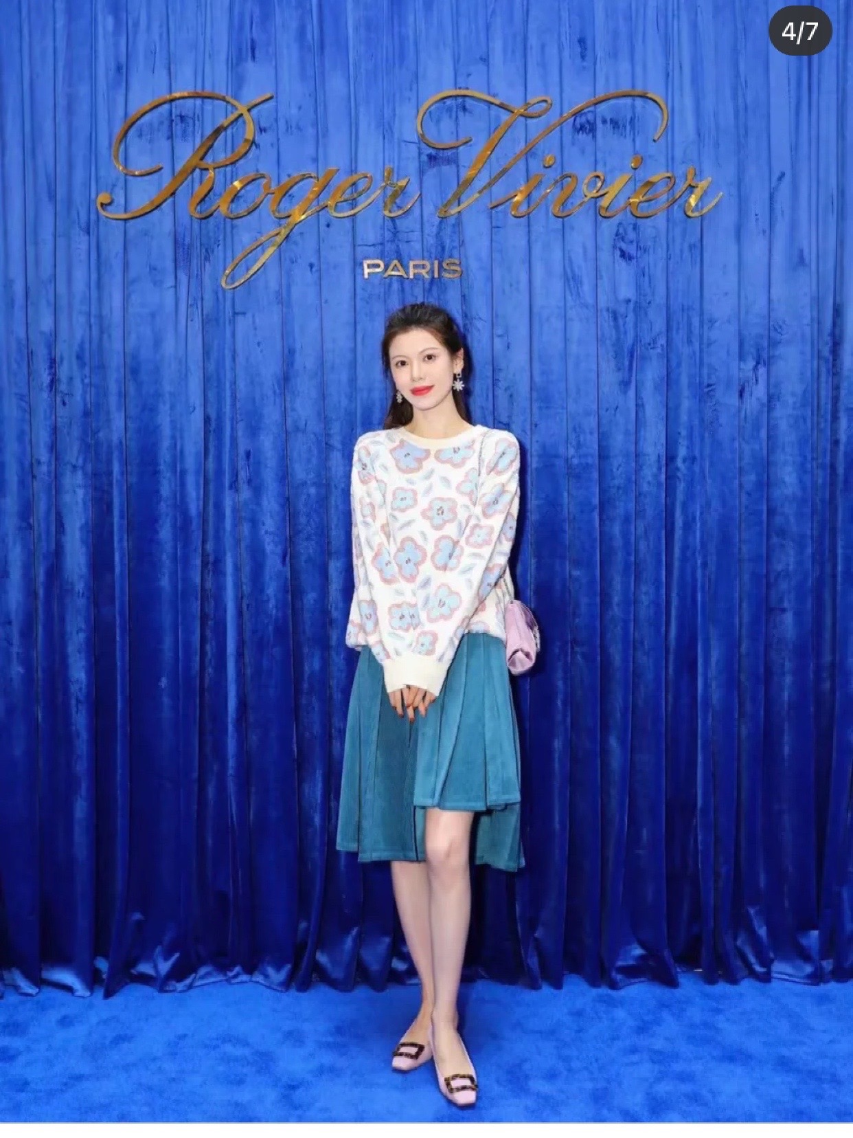 NO:705890,Appreciation of the upper foot pictures. Each color looks good on the feet, is gentle and comfortable, and is a single shoe.19860909上脚图赏析每个颜色上脚都好看又温柔又舒适,单鞋,Women's Shoes