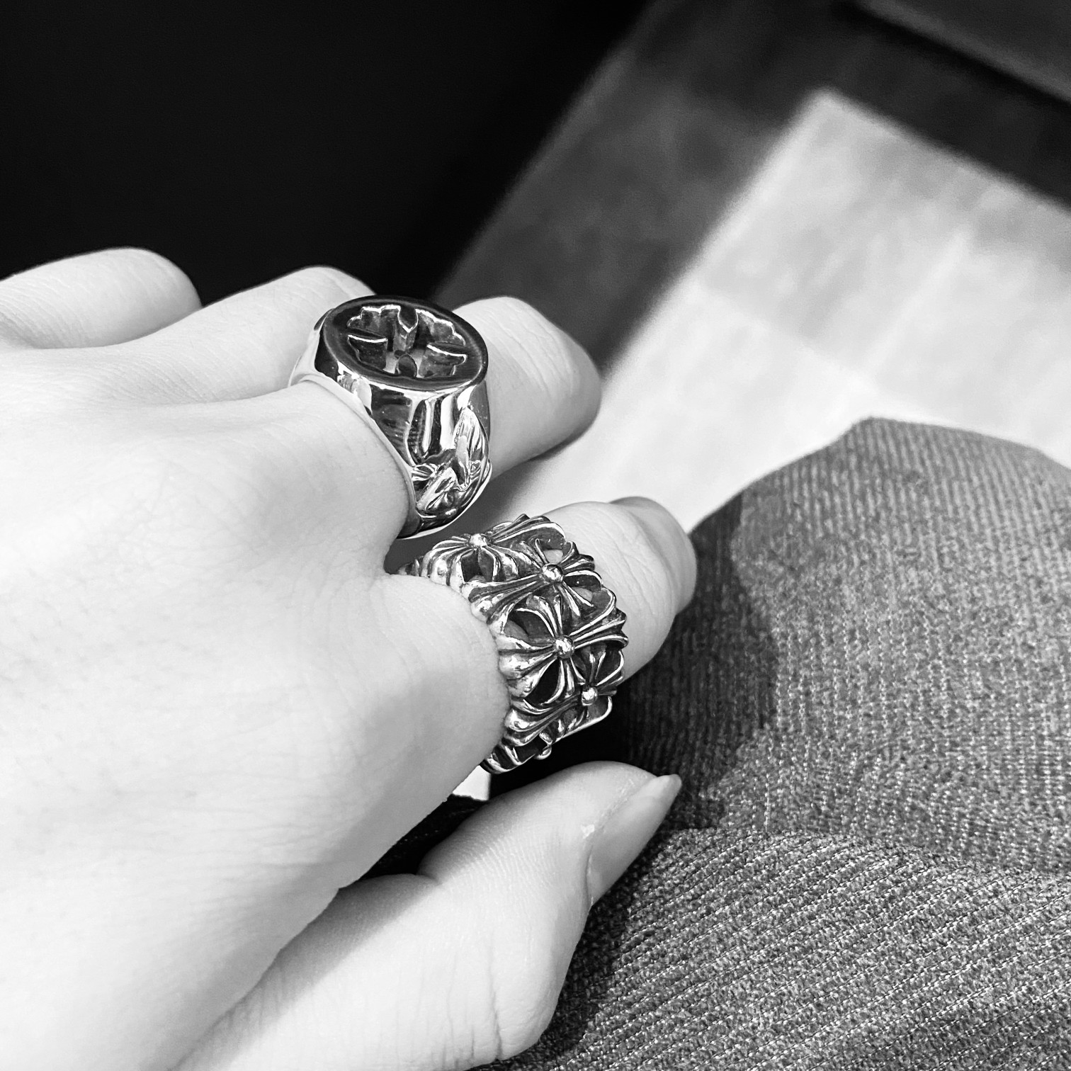 Chrome Hearts 新品上架𝐂𝐡𝐫𝐨𝐦𝐞 𝐡𝐞𝐚𝐫𝐭𝐬克罗心 镂空十字火焰戒指