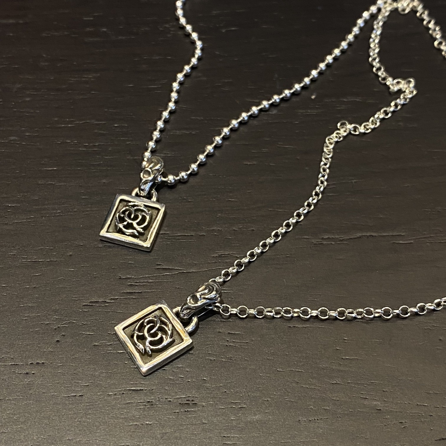 Chrome Hearts 新品上架𝐂𝐡𝐫𝐨𝐦𝐞 𝐡𝐞𝐚𝐫𝐭𝐬克罗心 蔓藤小方牌项链