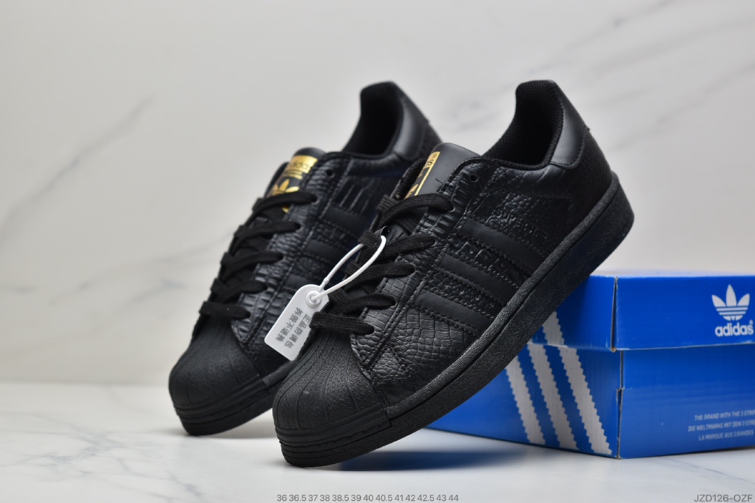 140 阿迪达斯adidas三叶草 Originals Superstar Metal Toe 漆皮黑AQ6686
