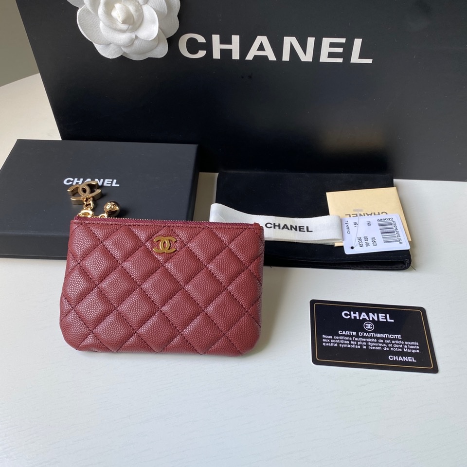 Chanel 升级 吊坠零钱包 皮料五金，菱格纹路. 细节美到淋漓尽致全套包装 尺寸：14×10×1cm