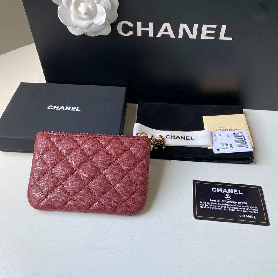 Chanel 升级 吊坠零钱包 皮料五金，菱格纹路. 细节美到淋漓尽致全套包装 尺寸：14×10×1cm