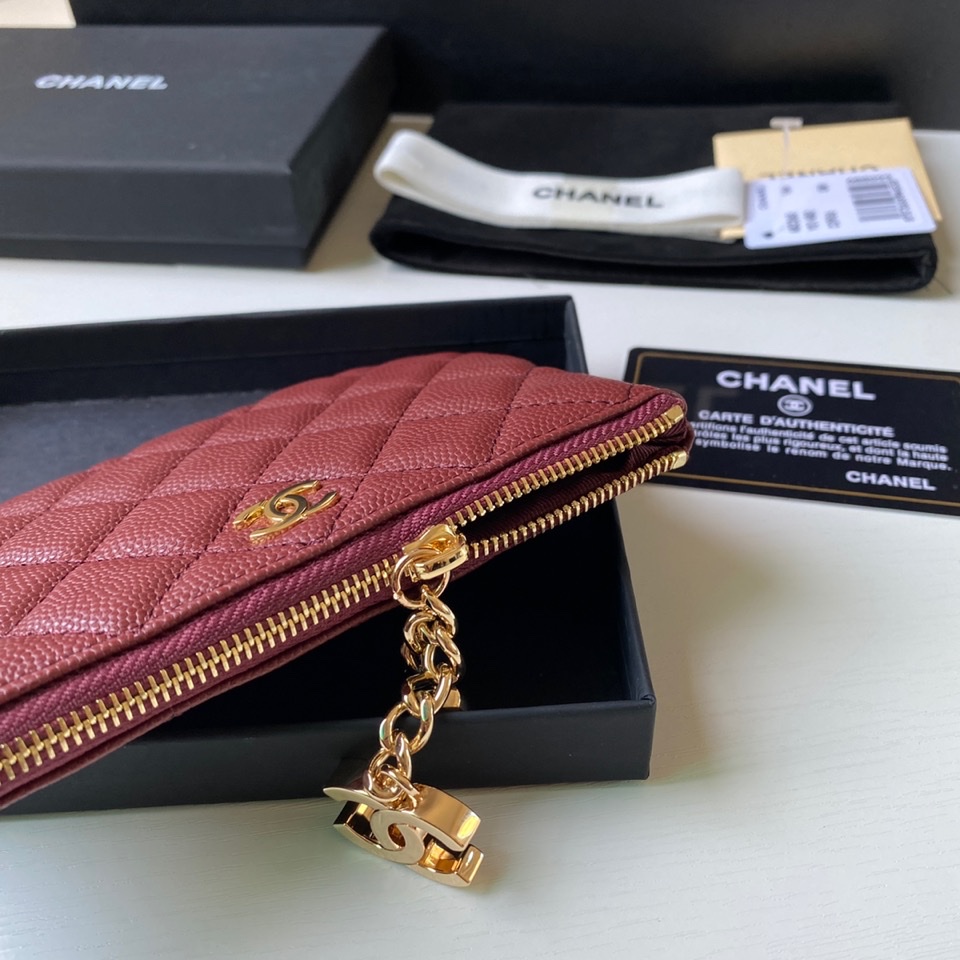 Chanel 升级 吊坠零钱包 皮料五金，菱格纹路. 细节美到淋漓尽致全套包装 尺寸：14×10×1cm