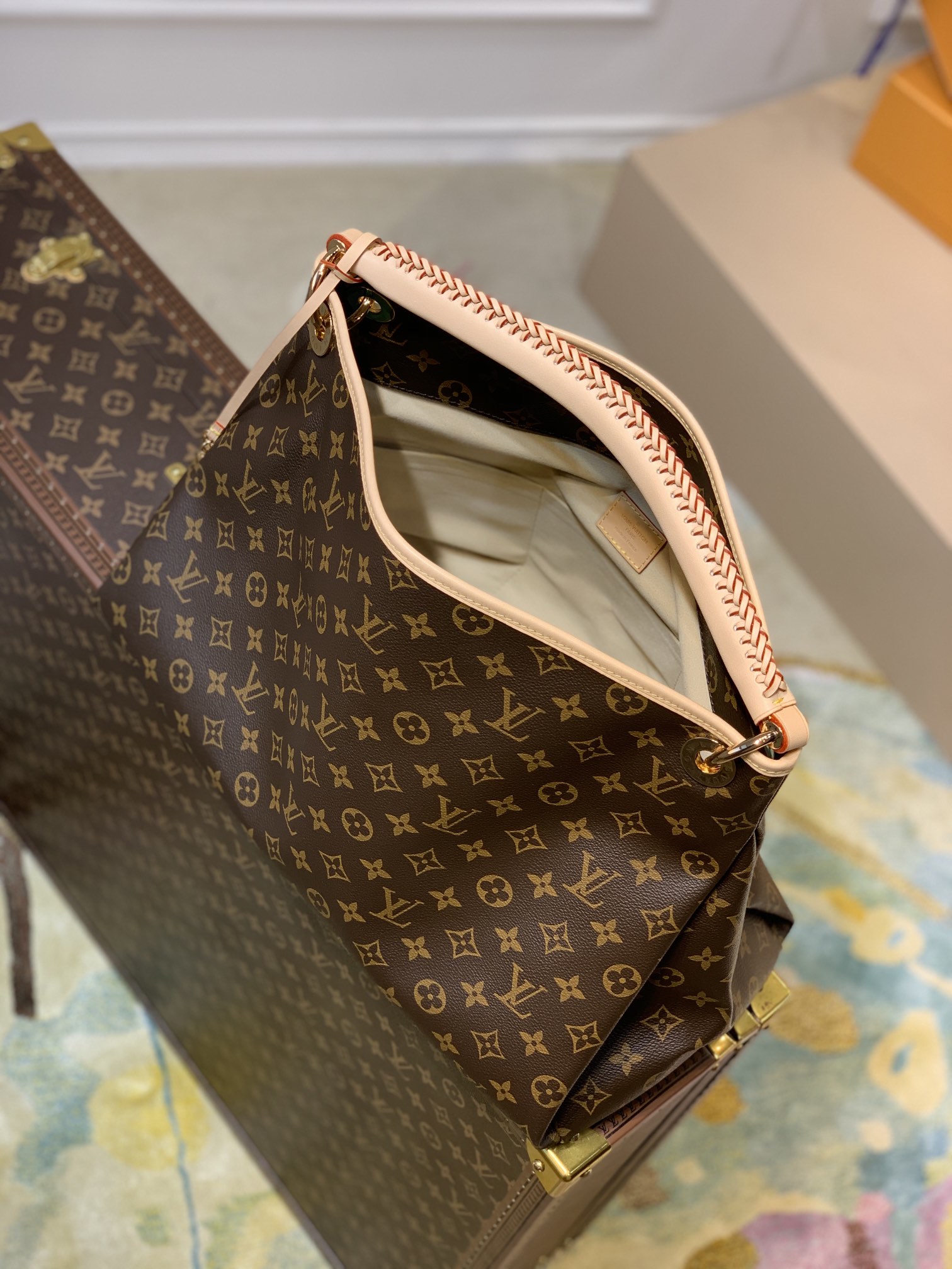 Louis Vuitton LV Artsy 中号手提包 M44869老花