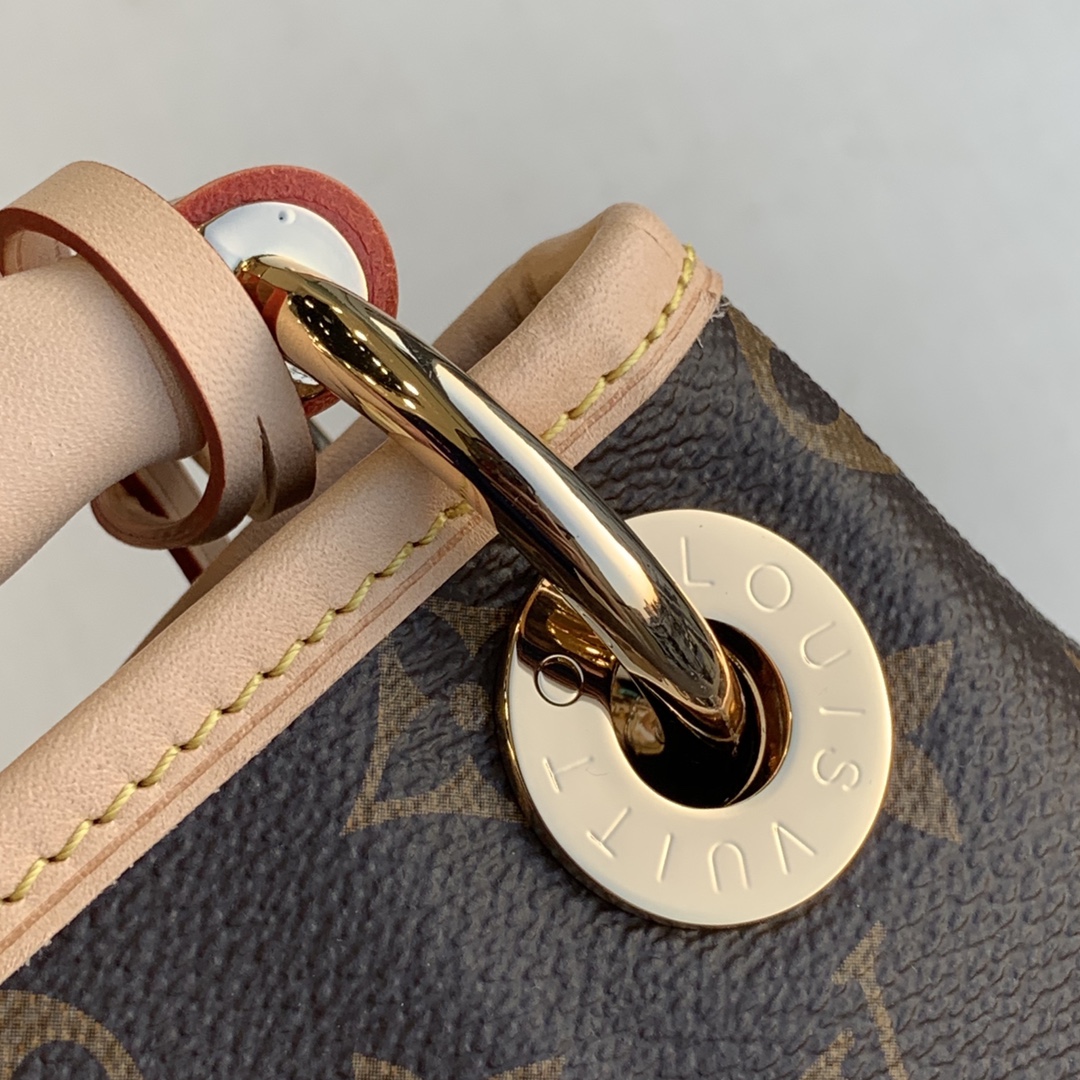 Louis Vuitton LV Artsy 中号手提包 M44869老花