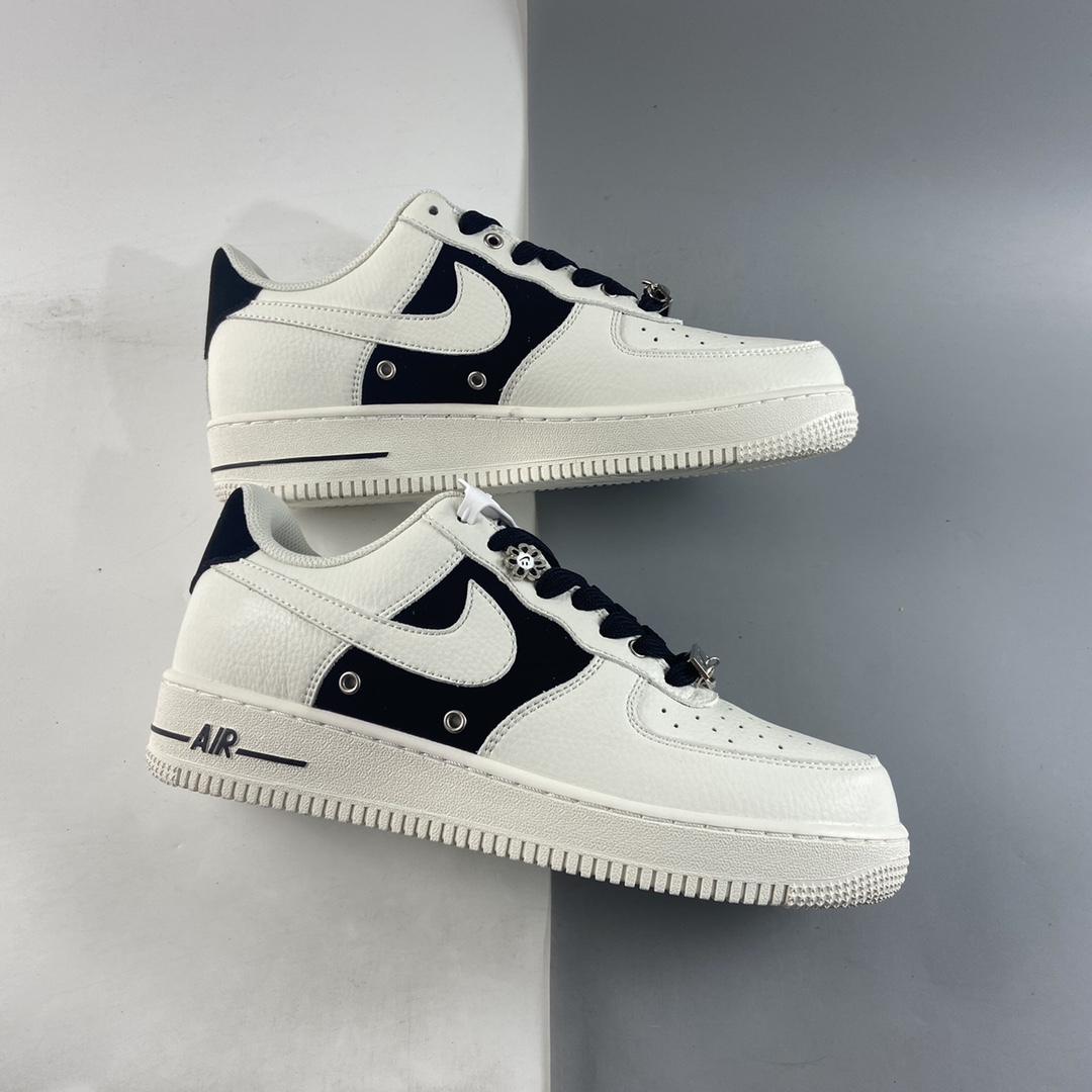 P240  NIKE Air Force 1’07 Low 米黑银扣 空军一号低帮休闲板鞋 DD8571-013