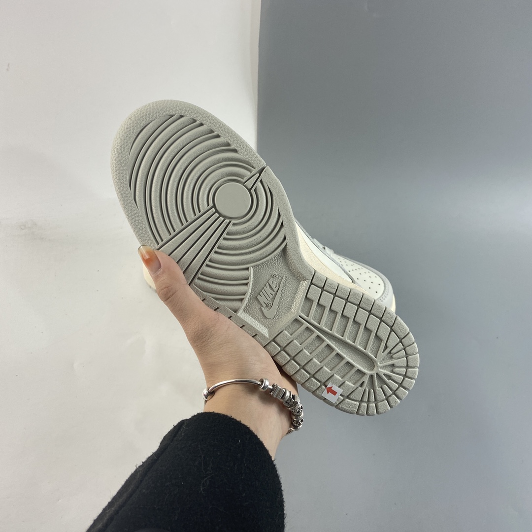 P300 NIKE Dunk Low 骨白配色SB扣碎篮板时尚休闲板鞋 DD1503-107