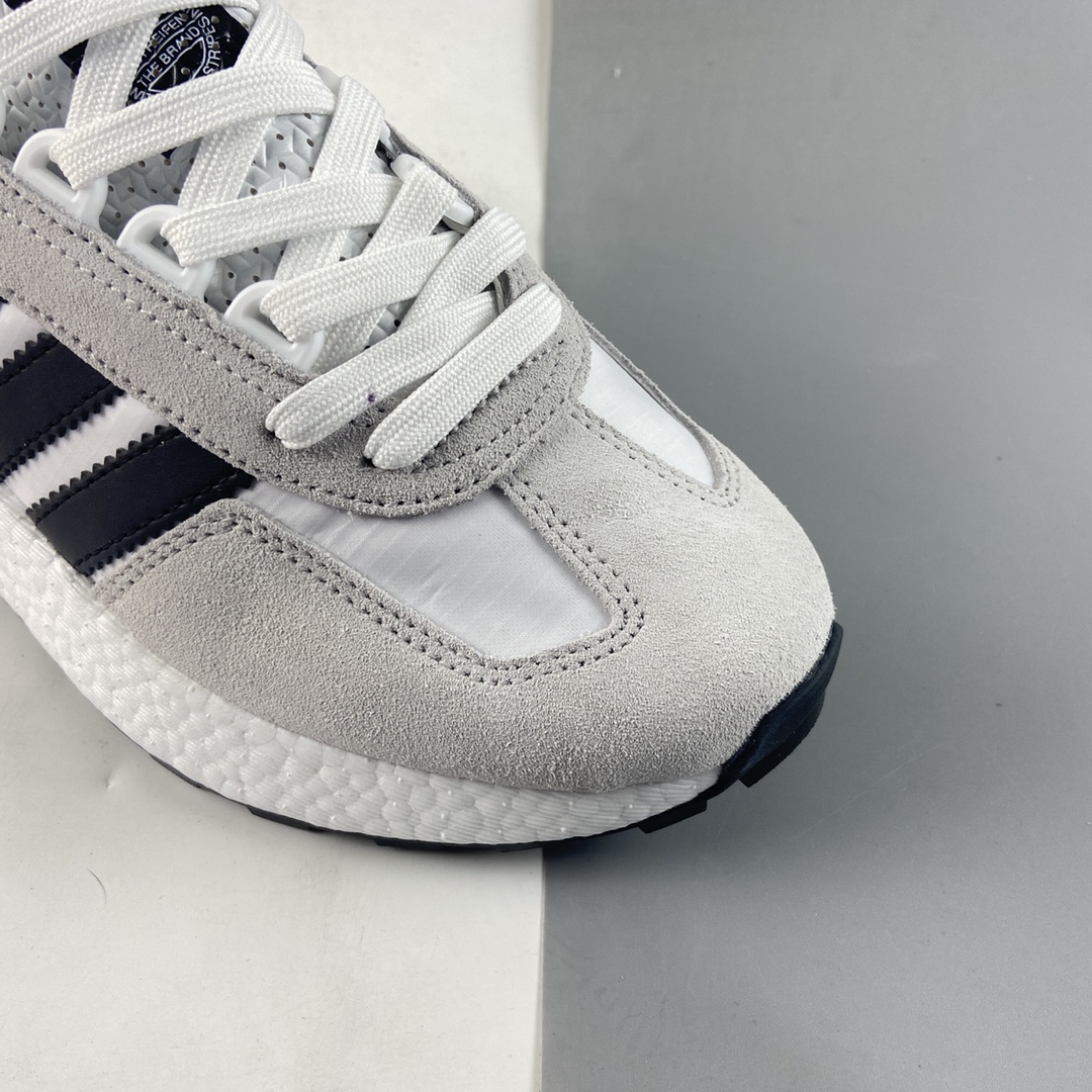 P160  Adidas  Retropy E5 复古运动休闲跑步鞋 Q47100