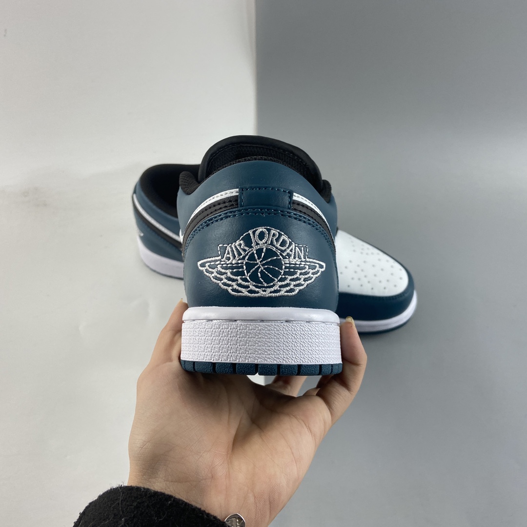 P200   Air Jordan 1 Low AJ1低帮时尚休闲板鞋 553558-411