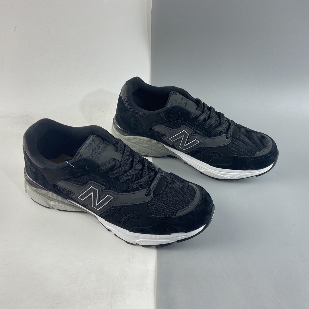 P240  New Balance M920系列 复古老爹风休闲运动慢跑鞋 M920KR