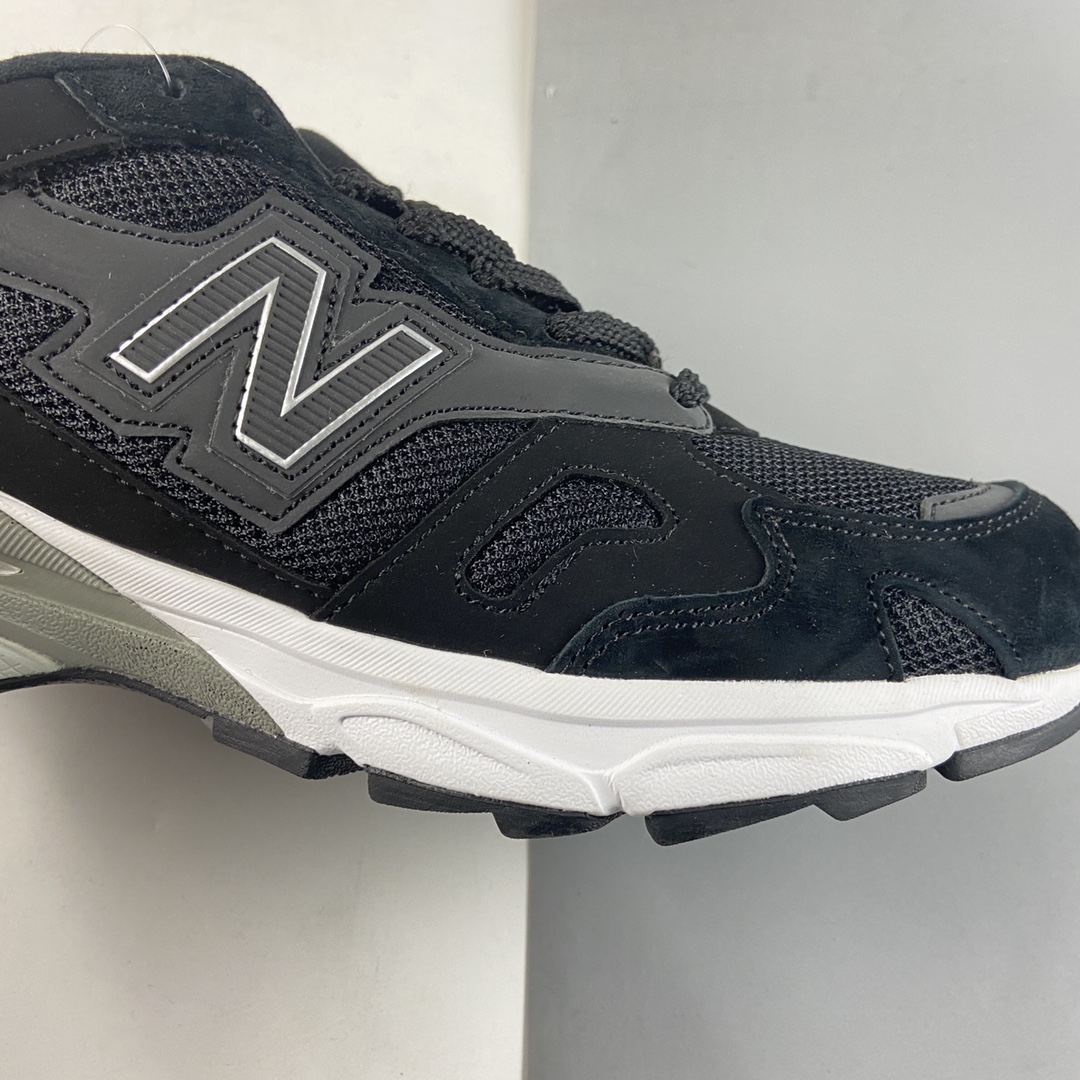 P240  New Balance M920系列 复古老爹风休闲运动慢跑鞋 M920KR