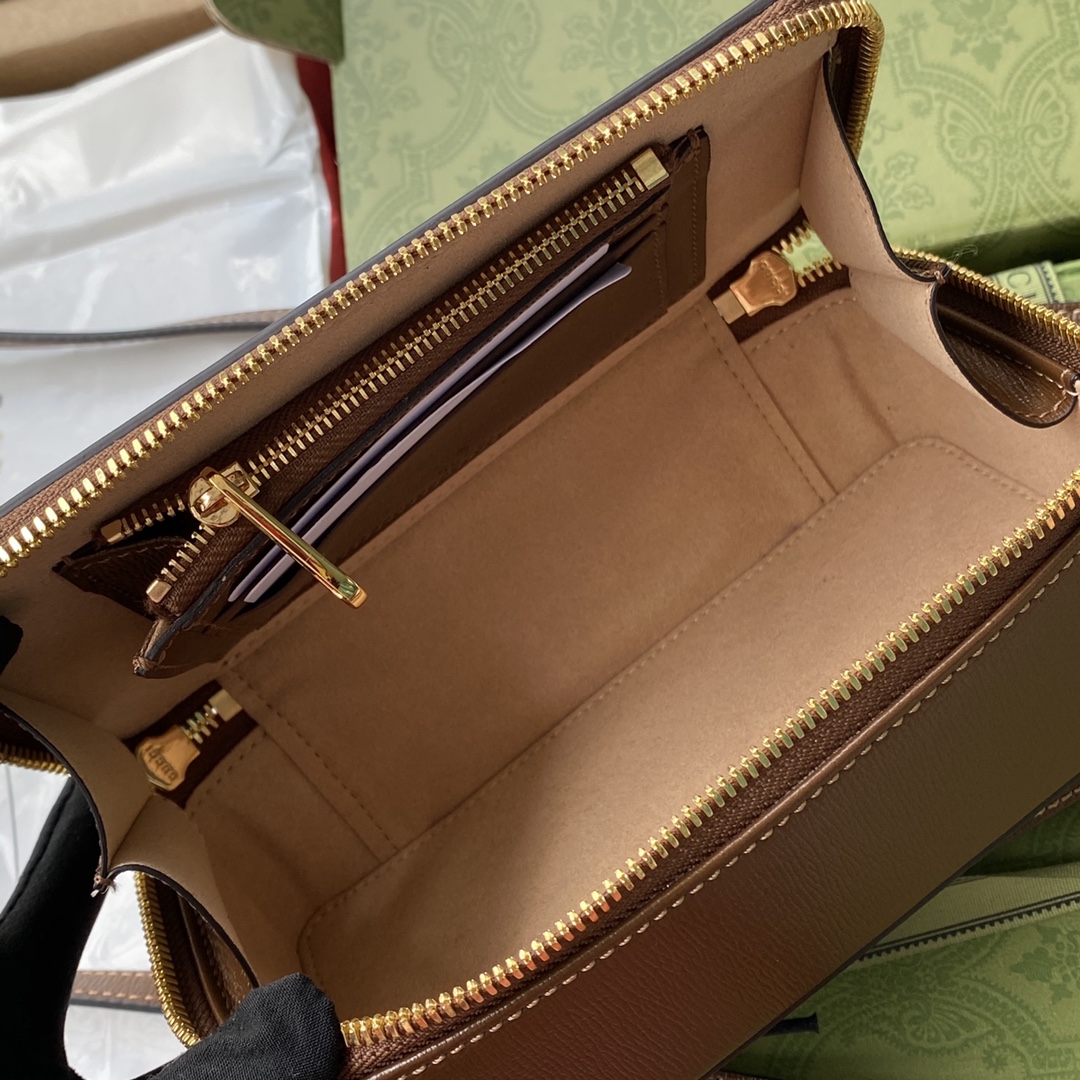Gucci Beige Ebony GG Supreme with Brown leather shoulder everyday