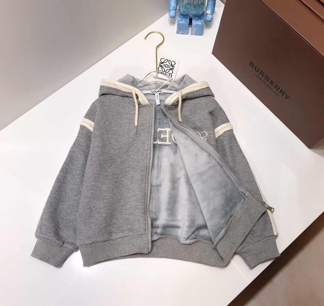 Child Loewey in 110-160 cm Size Receives Gift Bags with Cotton Outfit - 图片 7