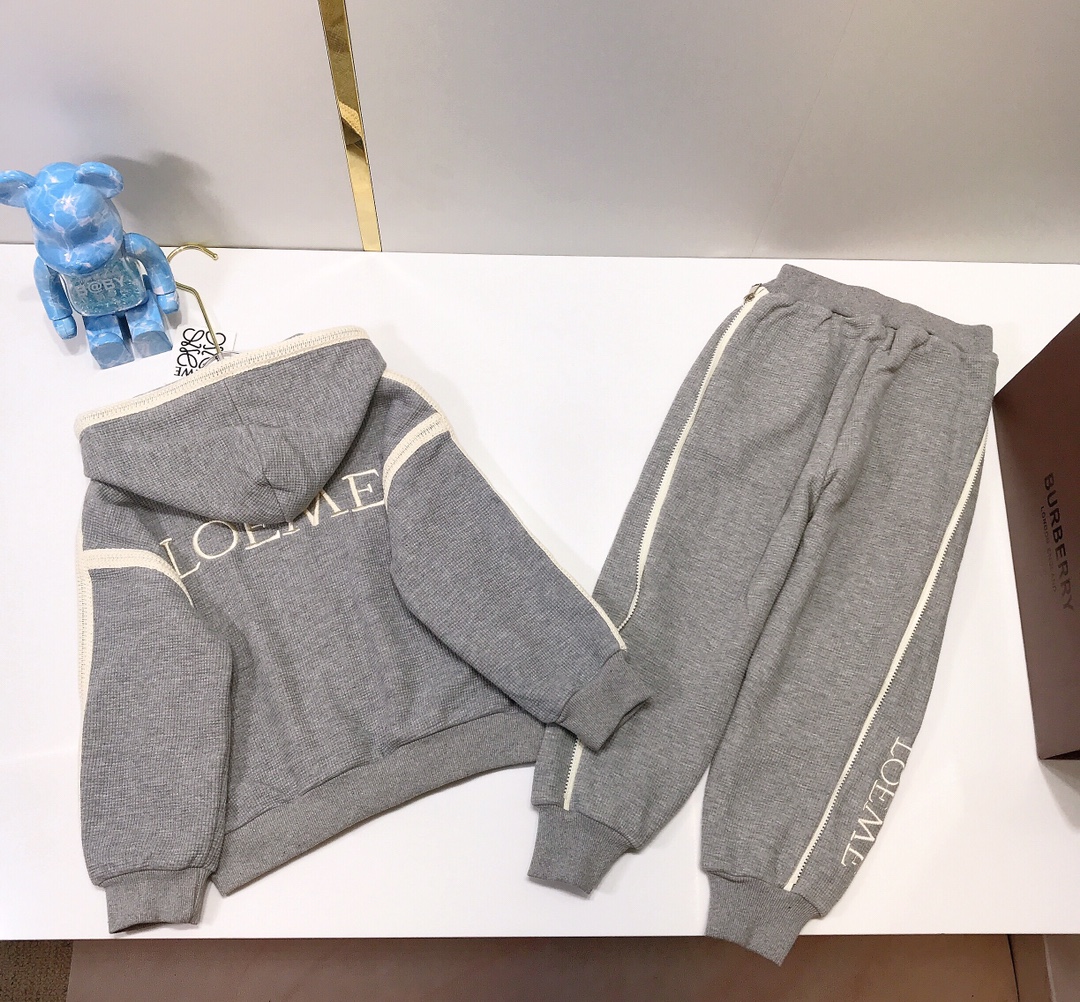 Child Loewey in 110-160 cm Size Receives Gift Bags with Cotton Outfit - 图片 3