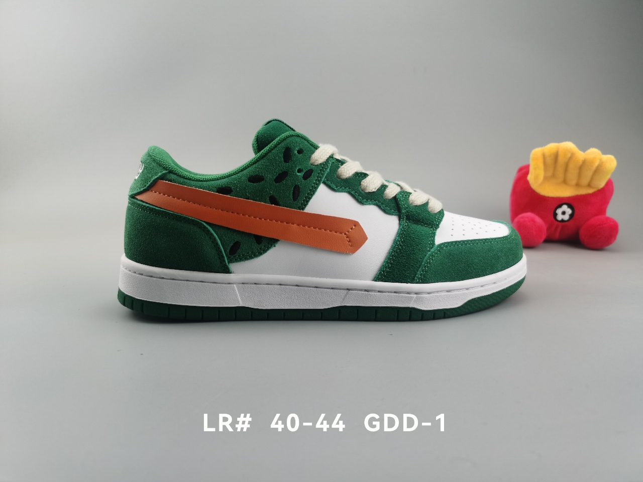 Hamburger Vandy Burger 莆田制造 汉堡包主题限定运动鞋 低帮板鞋 牛皮材质 附毛绒手办 尺码见图