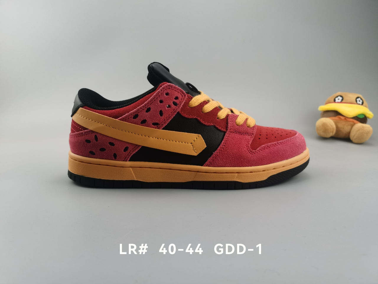 Hamburger Vandy Burger 莆田制造 汉堡包主题限定运动鞋 低帮板鞋 牛皮材质 附毛绒手办 尺码见图